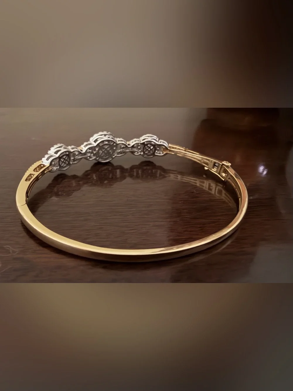 14k Gold bangle Bracelet Approx 2.25 CTW 14.9 Grams